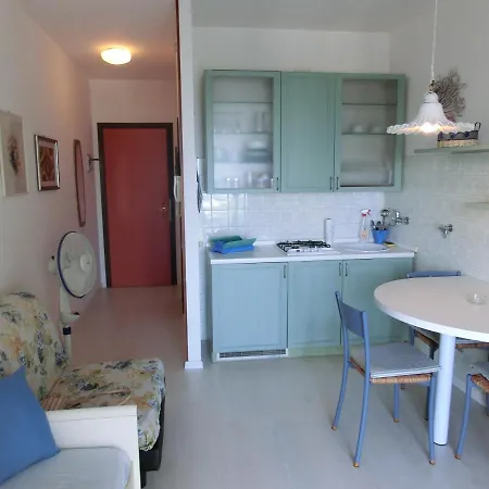 Wonderful Studio With Swimming Pool, Terrace And Sea View Apartment *